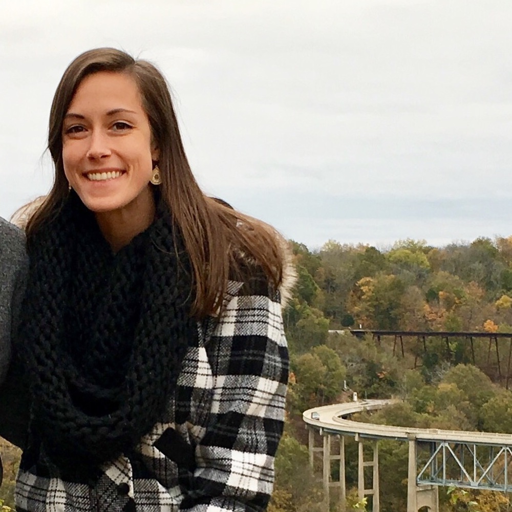 Meet your Posher, Stacy